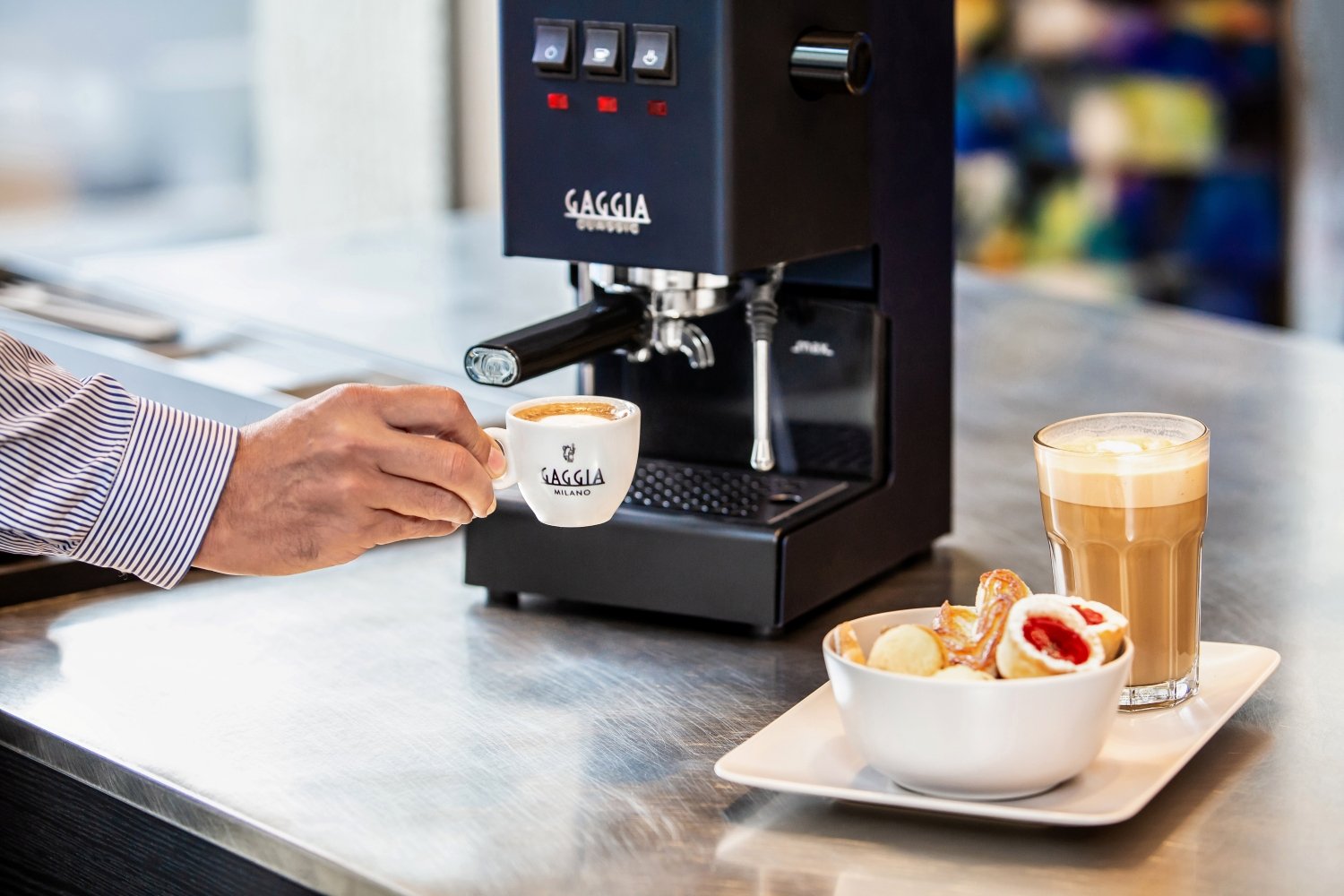 Gaggia Classic Pro E24 Bleue en situation